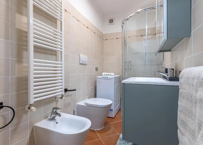 Guesthost - Charming Int - 4 فيرّارا