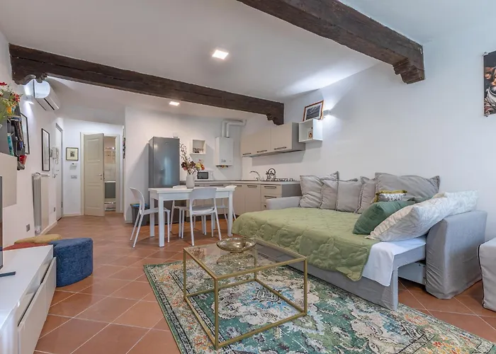 Appartement Guesthost - Charming Int - 4 *