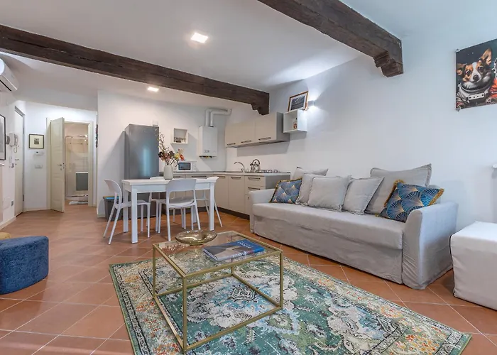 Guesthost - Charming Int - 4 Appartement *